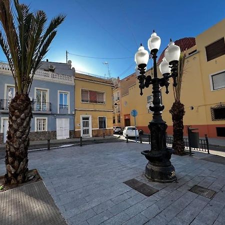 Great Apartment Close To Plaza De Torres لقنت المظهر الخارجي الصورة