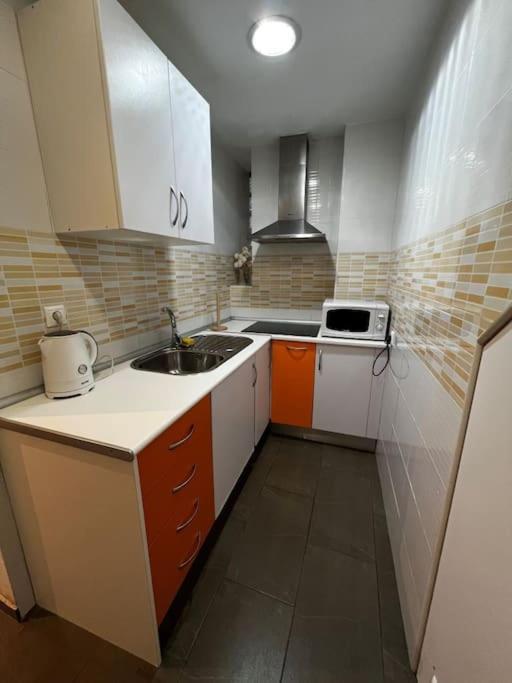 Great Apartment Close To Plaza De Torres لقنت المظهر الخارجي الصورة
