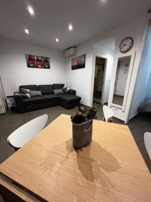 Great Apartment Close To Plaza De Torres لقنت المظهر الخارجي الصورة