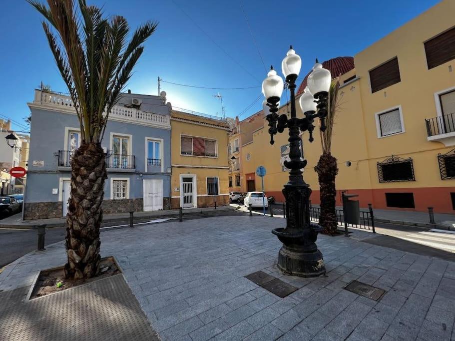 Great Apartment Close To Plaza De Torres لقنت المظهر الخارجي الصورة